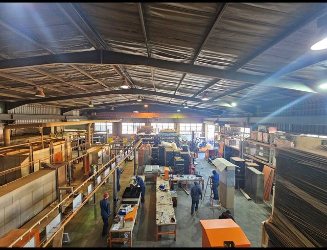 1,880M² WAREHOUSE TO LET IN MEADOWDALE